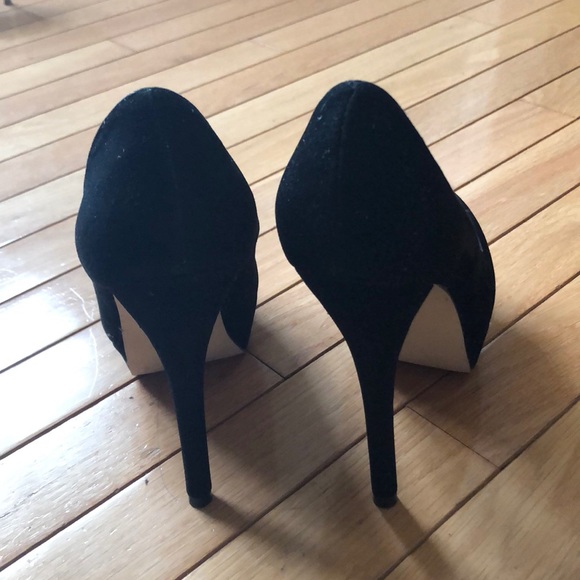 Shoes - Picture 3 of 3